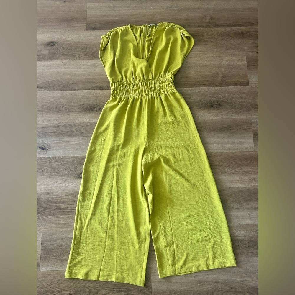 Calvin Klein Chartreuse Wide-Leg Jumpsuit, Size 4- Like New